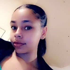 Meet your Posher, Beatrice